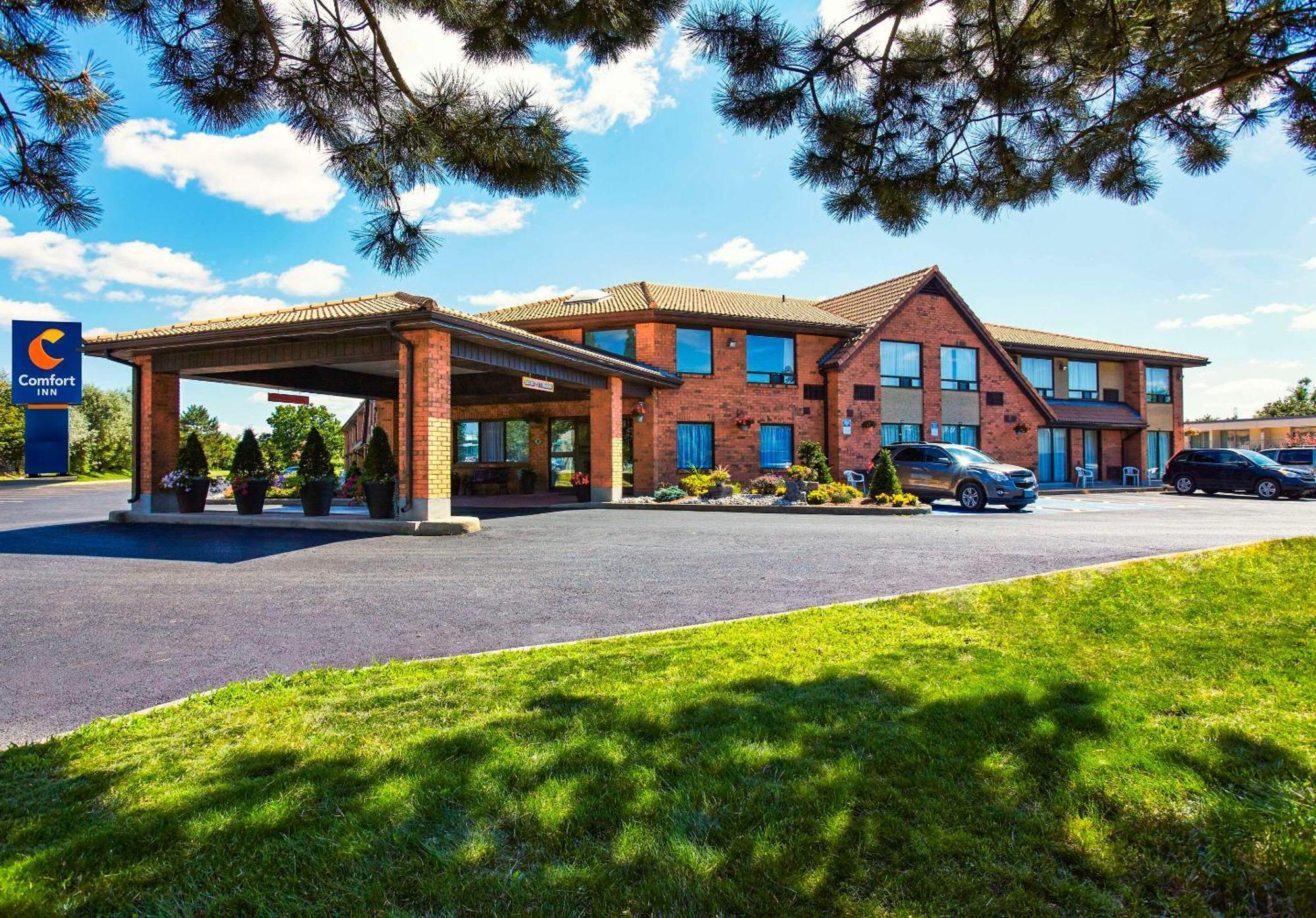 Comfort Inn Cobourg Bagian luar foto